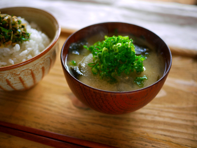 酒粕入りのあったか味噌汁が完成!